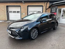 Svart Begagnad 2019 Toyota Corolla Style Kombi | 239 500 kr (Marknadspris)