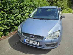 Blå Begagnad 2006 Ford Focus Kombi | 15 000 kr