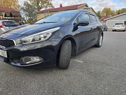 Svart Begagnad 2014 Kia Ceed Sportswagon Comfort Kombi | 65 000 kr (Marknadspris)