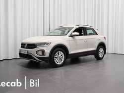 Grå (ascot grey) Begagnad 2023 VW T-Roc Life SUV | 219 500 kr (Marknadspris)