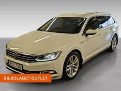 Vit Begagnad 2016 VW Passat Kombi | 149 000 kr (Marknadspris)
