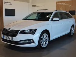 Vit Begagnad 2021 Skoda Superb Style Kombi | 209 800 kr (Bra pris)