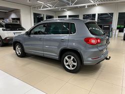 Mörkgrå Begagnad 2009 VW Tiguan SUV | 61 900 kr (Marknadspris)