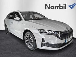 Grå Ny 2025 Skoda Octavia Selection Kombi | 349 900 kr (Marknadspris)