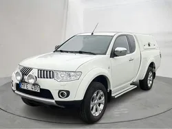 Vit Begagnad 2012 Mitsubishi L200 Pickup | 110 000 kr (Marknadspris)