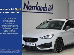 Vit (nevada white metallic) Begagnad 2023 Cupra Leon VZ Kombi | 329 900 kr (Marknadspris)