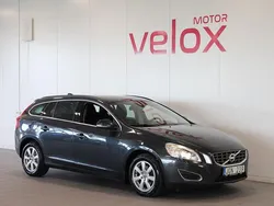 Grå Begagnad 2012 Volvo V60 Momentum Kombi | 89 900 kr (Bra pris)