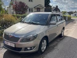 Brun Begagnad 2014 Skoda Fabia Ambiente Kombi | 44 000 kr (Marknadspris)