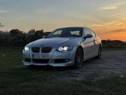 Grå Begagnad 2007 BMW 325 Sportkupé | 80 000 kr (Marknadspris)
