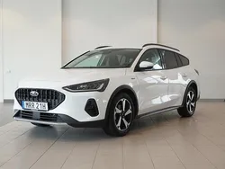Vit (frozen white) Begagnad 2022 Ford Focus Active Kombi | 234 900 kr (Lite dyr)