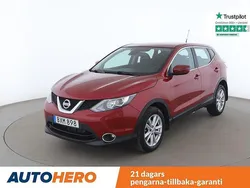 Röd Begagnad 2014 Nissan Qashqai SUV | 118 000 kr (Marknadspris)