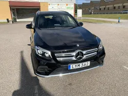 Svart Begagnad 2016 Mercedes GLC220 AMG line SUV | 269 000 kr (Bra pris)