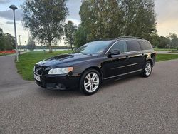 Svart Begagnad 2013 Volvo V70 Kombi | 119 000 kr (Marknadspris)