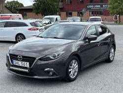 Brun Begagnad 2014 Mazda 3 Inclusive Halvkombi | 98 000 kr (Lite dyr)