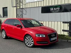 Röd Begagnad 2011 Audi A3 Sportback Attraction Halvkombi | 59 990 kr (Bra pris)