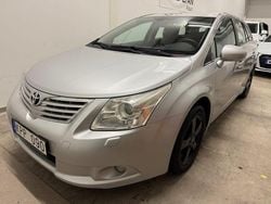 Silver metallic Begagnad 2010 Toyota Avensis Business Edition Kombi | 59 500 kr (Marknadspris)