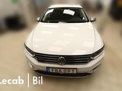 Vit (pure white) Begagnad 2018 VW Passat Alltrack Kombi | 229 500 kr (Marknadspris)