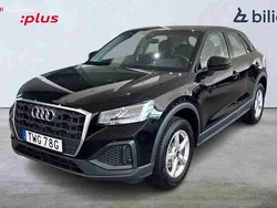 Svart Ny 2024 Audi Q2 SUV | 314 500 kr (Marknadspris)