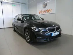 Svart Begagnad 2019 BMW 320 Sport Line Kombi | 269 900 kr (Marknadspris)