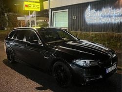Svart Begagnad 2015 BMW 520 Kombi | 142 000 kr (Bra pris)