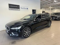 Svart Begagnad 2020 Volvo V60 Inscription Kombi | 299 900 kr (Marknadspris)