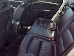 Röd Begagnad 2015 Volvo V70 Dynamic Kombi | 145 000 kr (Marknadspris)