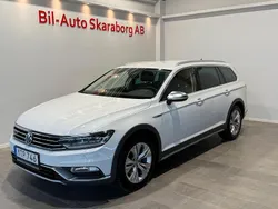 Vit Begagnad 2018 VW Passat Alltrack Kombi | 159 500 kr (Marknadspris)
