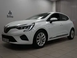 Vit Begagnad 2022 Renault Clio V Intens Halvkombi | 139 900 kr (Marknadspris)