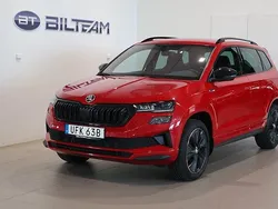 Röd Begagnad 2024 Skoda Karoq SportLine SUV | 396 900 kr (Dyr)