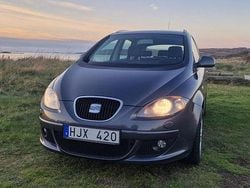 Grå Begagnad 2008 Seat Altea XL Minibuss | 44 000 kr (Marknadspris)
