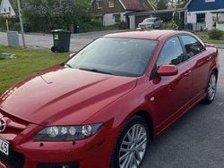 Röd Begagnad 2006 Mazda 6 Sedan | 40 000 kr
