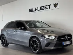 Mörkgrå Begagnad 2021 Mercedes A250 Halvkombi | 259 900 kr (Marknadspris)