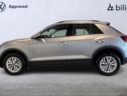Silver Begagnad 2022 VW T-Roc Life SUV | 269 000 kr (Marknadspris)