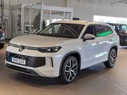 Svart Ny 2025 VW Tayron Life SUV | 621 400 kr (Dyr)