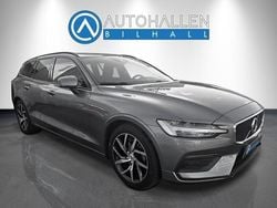 Grå Begagnad 2019 Volvo V60 Momentum Kombi | 242 000 kr (Marknadspris)