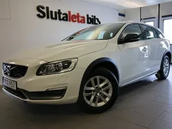 Vit Begagnad 2016 Volvo V60 CC Kombi | 188 900 kr (Bra pris)