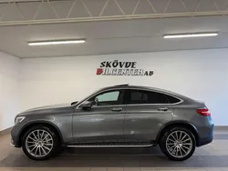 Grå Begagnad 2017 Mercedes GLC300 AMG Sportkupé | 379 500 kr