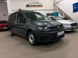 Ljusgrå (grå) Begagnad 2018 VW Caddy Maxi Minibuss | 189 000 kr (Marknadspris)