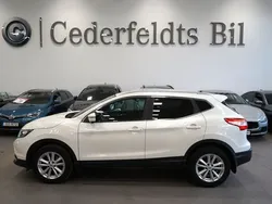 Vit Begagnad 2015 Nissan Qashqai 360º SUV | 159 900 kr (Marknadspris)
