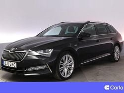 Svart Begagnad 2020 Skoda Superb Business Line Kombi | 267 900 kr (Marknadspris)