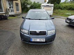 Grå Begagnad 2006 Skoda Fabia Halvkombi | 29 000 kr (Marknadspris)