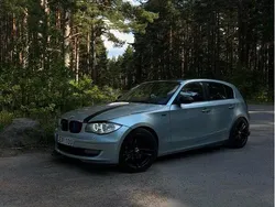 Grön Begagnad 2009 BMW 118 Halvkombi | 54 700 kr (Marknadspris)