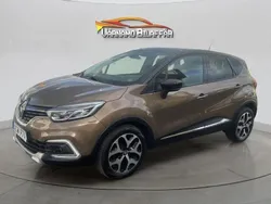 Brun Begagnad 2018 Renault Captur Intens SUV | 154 900 kr (Marknadspris)