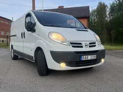 Vit Begagnad 2012 Nissan Primastar Minibuss | 45 000 kr (Marknadspris)