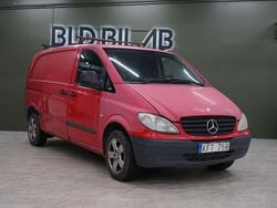 Röd Begagnad 2010 Mercedes Vito Van | 24 900 kr