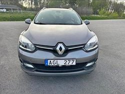 Grå Begagnad 2014 Renault Mégane GrandTour Kombi | 45 000 kr (Marknadspris)