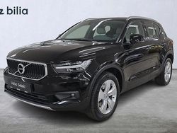 Svart Begagnad 2020 Volvo XC40 Momentum SUV | 309 000 kr (Marknadspris)