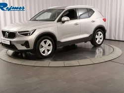 Silver Begagnad 2023 Volvo XC40 Core SUV | 349 900 kr (Marknadspris)