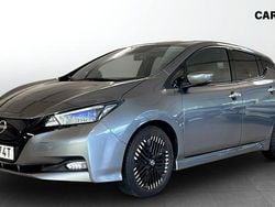 Grå (grey) Begagnad 2023 Nissan Leaf Tekna Halvkombi | 214 900 kr (Marknadspris)
