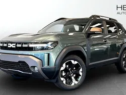 Grön (green) Ny 2024 Dacia Duster Extreme SUV | 320 300 kr (Marknadspris)